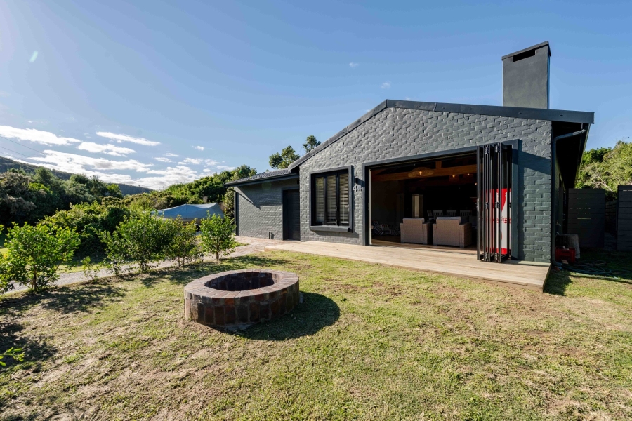 3 Bedroom Property for Sale in Keurboomstrand Western Cape